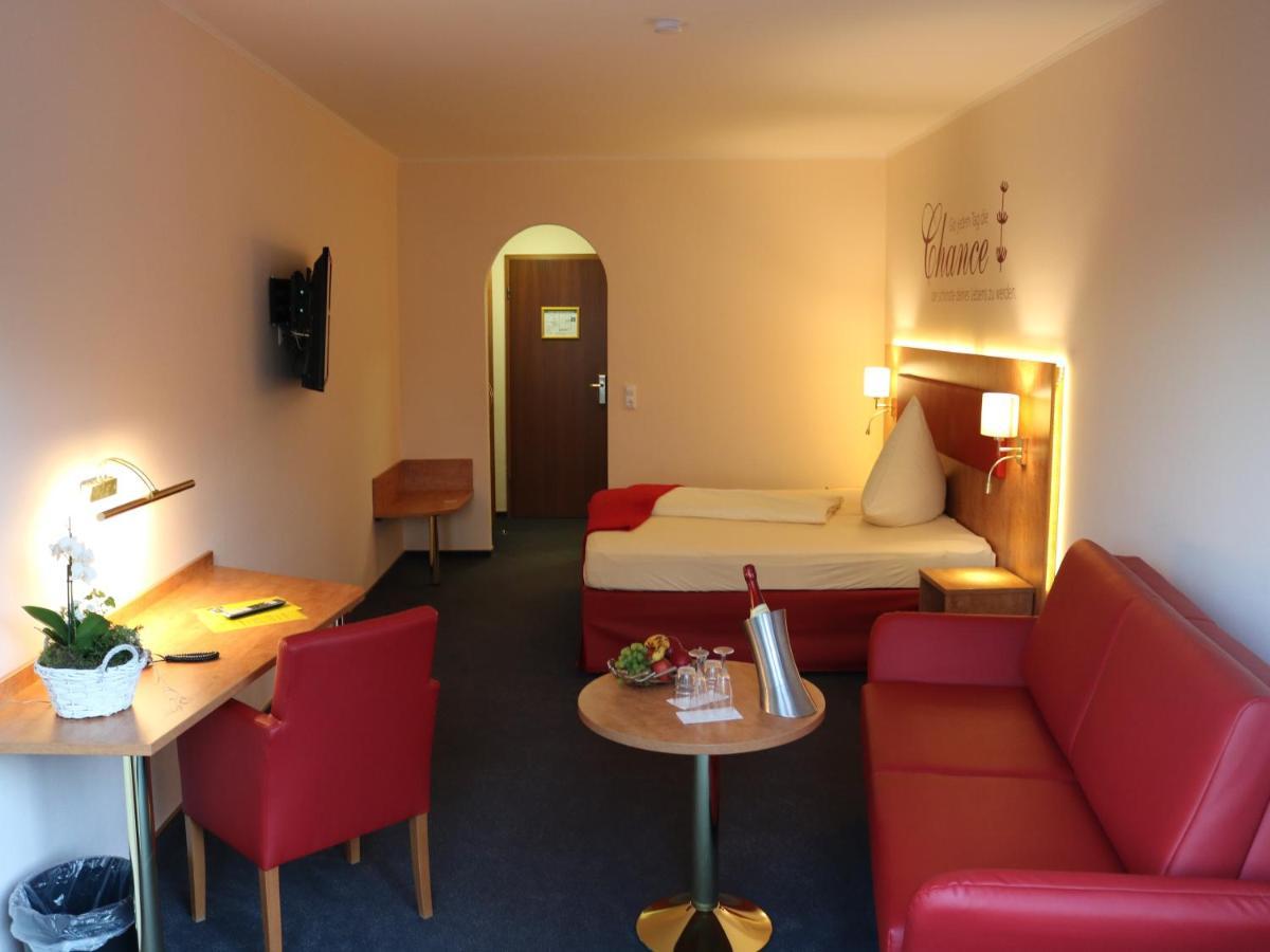 Hotel Haefner Bad Schonborn Luaran gambar