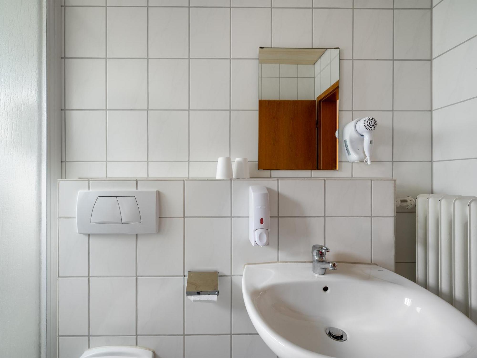 Hotel Haefner Bad Schonborn Bilik gambar